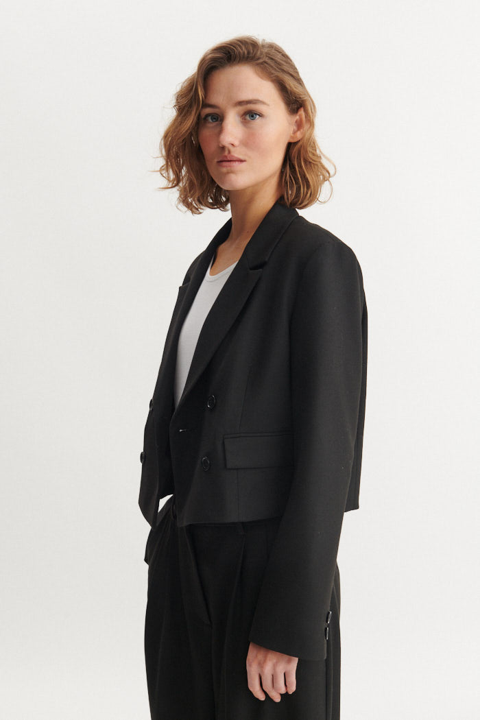 Basic Apparel Radi Short Jacket Jakker 001 Black